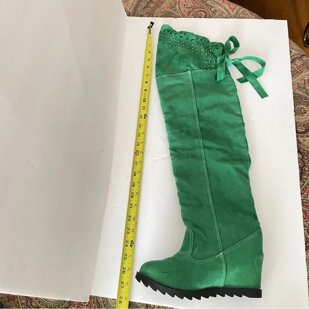 Over the Knee Edgy Flat Wedge Embellishment Boho Y2K Suede Green Boots Size 4